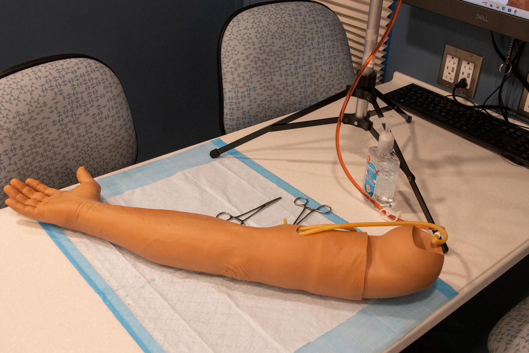 The UTA mobile simulation laboratory addresses education in rural health communities